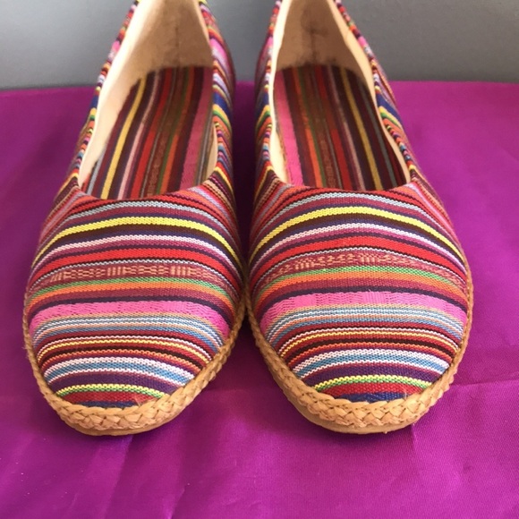 Beacon striped colorful linen slip on flat sandals Guatemalan style size 9.5 - Picture 10 of 13